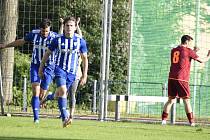 Vyrovnané derby mezi Dvorem Králové nad Labem a Náchodem rozhodl jediným gólem v 65. minutě domácí kanonýr David Vitebský.