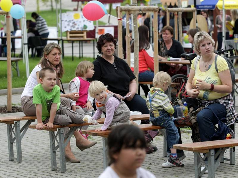 Poznejme se navzájem - festival sociálních služeb v Hradci Králové.