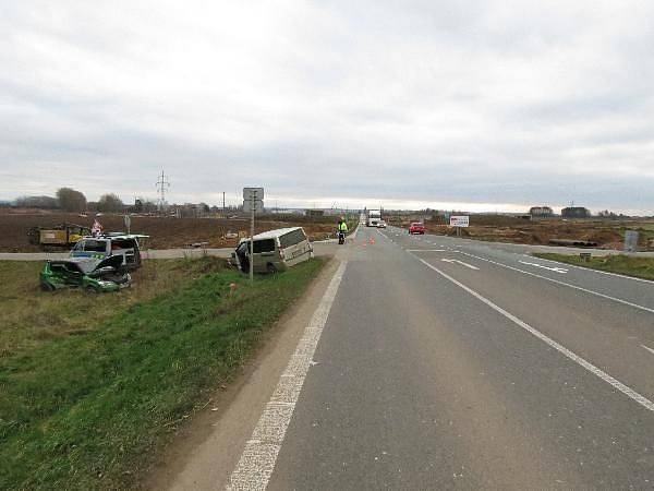 Nehoda u Světí: jeden z řidičů na následky zranění zemřel.