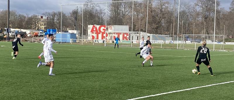 FC Hradec Králové B (v tmavém) - SK Vysoké Mýto 4:3