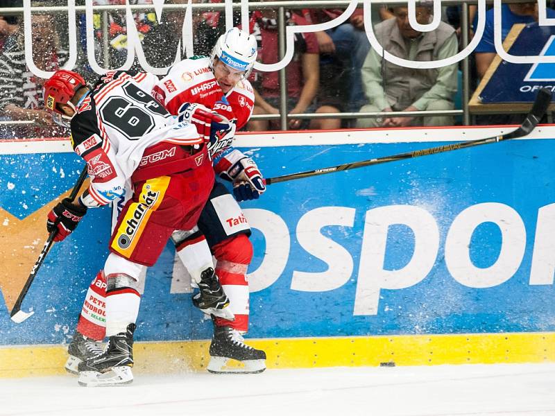 Hokejová extraliga: Mountfield HK - HC Dynamo Pardubice.