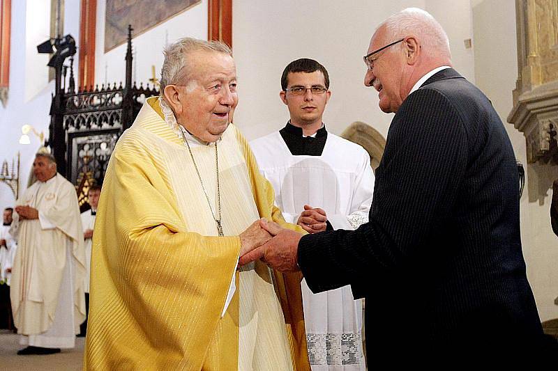 Druhý služebně nejstarší biskup světa Karel Otčenášek oslavil 1. května 2010 v Hradci Králové tři jubilea – 90 let věku, 65 let kněžské služby a 60 let biskupské služby. 