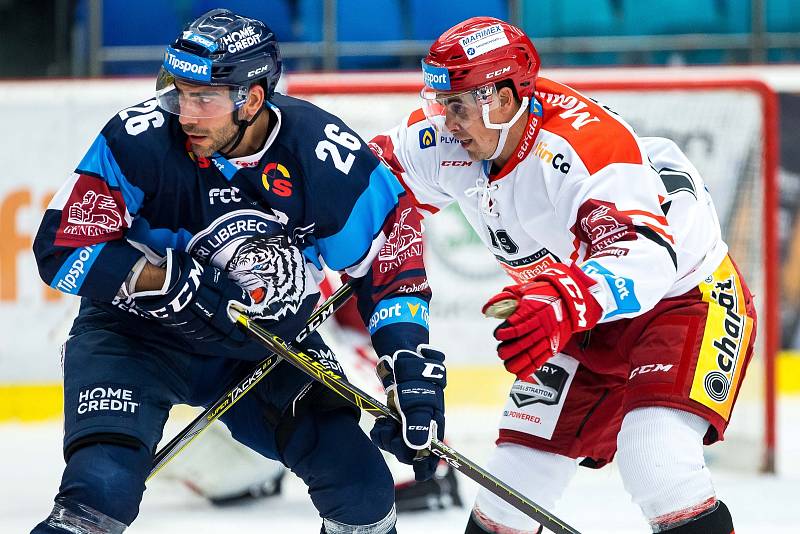 Hokejová extraliga: Mountfield HK - Bílí Tygři Liberec.