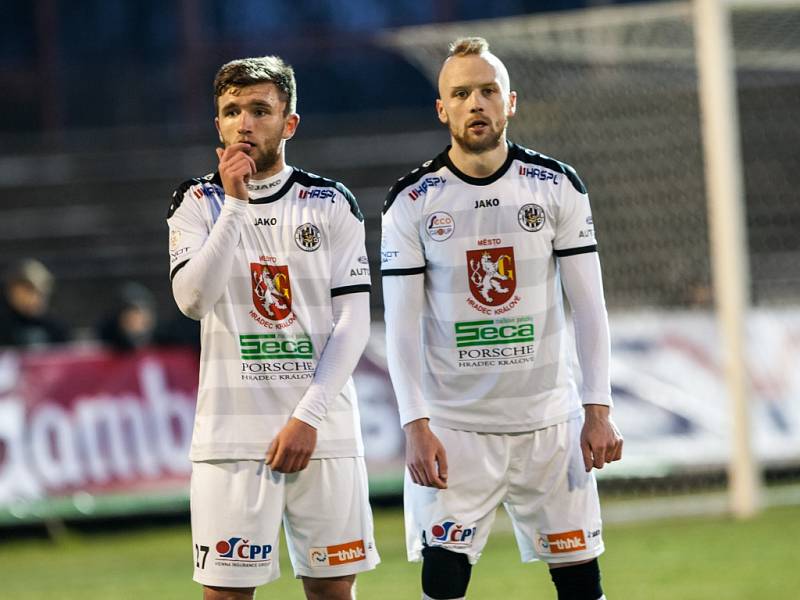 Pohárové čtvrtfinále fotbalového MOL Cupu: FC Hradec Králové - FK Mladá Boleslav.