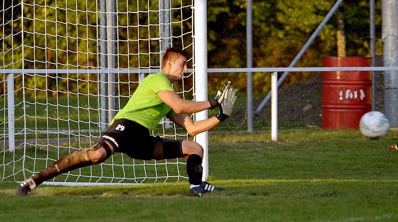 Krajský přebor ve fotbale: SK Týniště nad Orlicí - FC Slavia Hradec Králové.