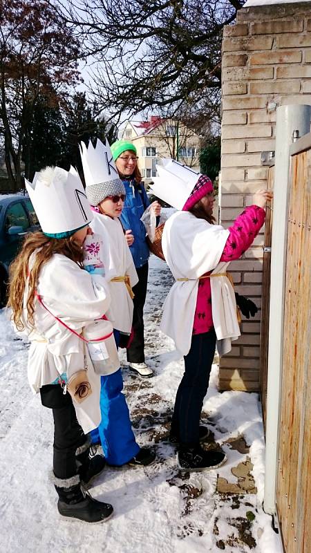 Sousedská koleda aneb Tříkrálová sbírka v Chlumci nad Cidlinou.