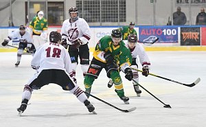 Dvorští hokejisté poprvé v sezoně vyzráli na soupeře z Letňan. Doma jim na výhru stačil jediný gól.