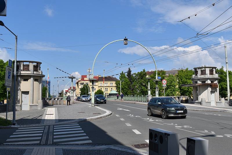 Rotundy na Eliščině nábřeží.