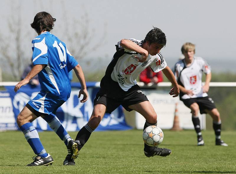 Fotbal, divize C: Hradec B - Dvůr Králové (26.04.2009)