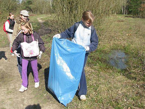 Jarní brigáda na Plachtě v sobotu 17. dubna 2010.