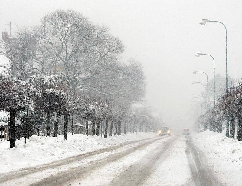 Sněhová kalamita v Hradci Králové, neděle 10. 1. 2010.