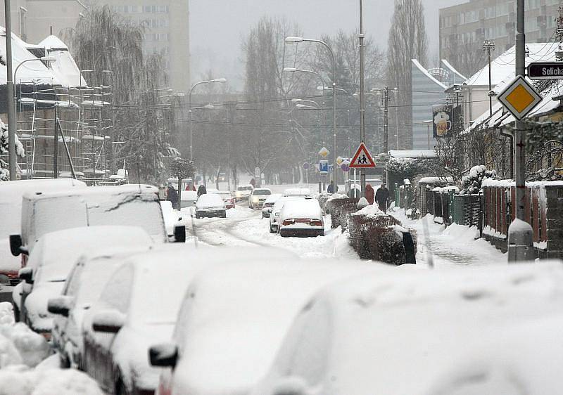Sněhová kalamita v Hradci Králové, neděle 10. 1. 2010.
