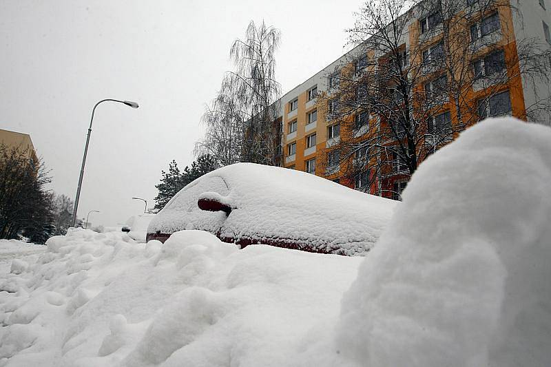 Sněhová kalamita v Hradci Králové, neděle 10. 1. 2010.