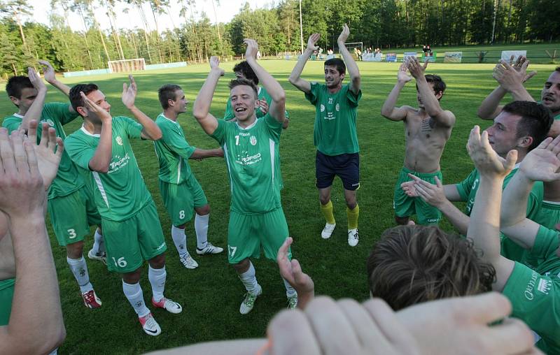 Fotbalový Pohár hejtmana Královéhradeckého kraje: SK Týniště nad Orlicí - FC Olympia Hradec Králové.