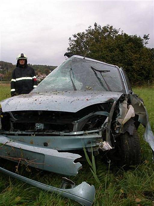 Automobilová nehoda v Podhorním Újezdu 2. října 2009.