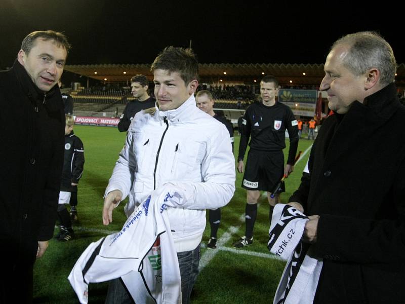 Pohár České pošty ve fotbale - 1. zápas osmifinále: FC Hradec Králové - FC Viktoria Plzeň.