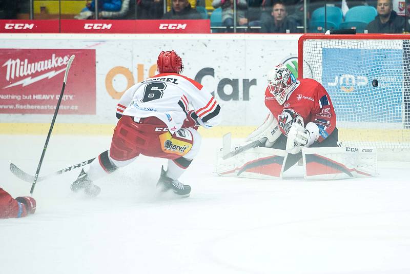 Hokejová extraliga: Mountfield HK - HC Dynamo Pardubice.