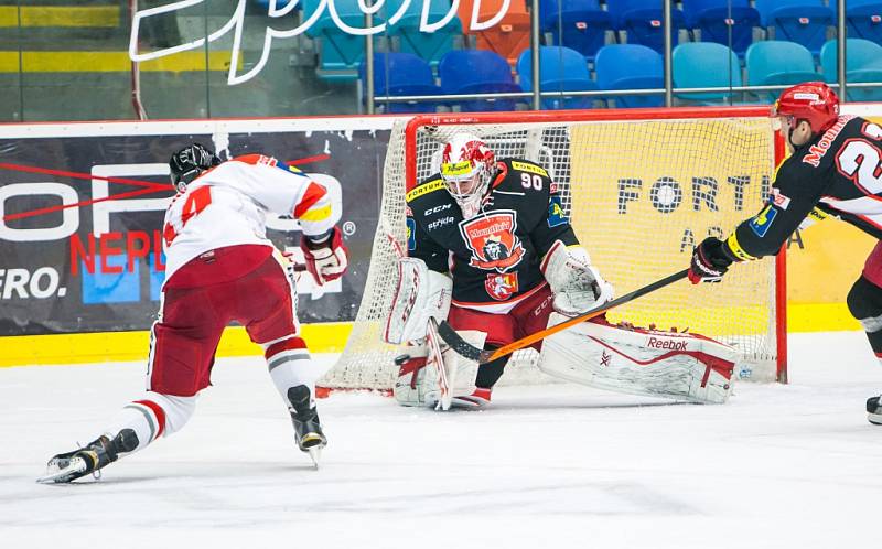 Tipsport extraliga ledního hokeje: Mountfield HK - HC Olomouc.