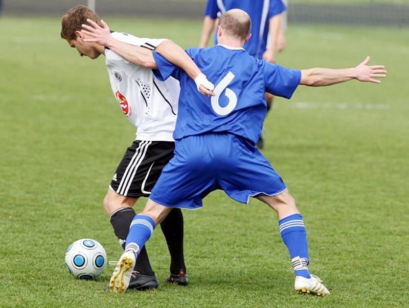 Rezerva "Votroků" porazila v okresním derby mužstvo z Bydžova 2:0