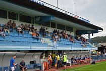 Náchodský stadion se těší na krajské derby. Domácí fotbalisté už na podzim hráli jak s Trutnovem (doma 0:1), tak s Novým Bydžovem (venku 1:2). Teď přivítají Dvůr Králové nad Labem.