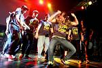 Dancefloor Attack, taneční show v hip hopu a street dance, v neděli 31. ledna 2010.