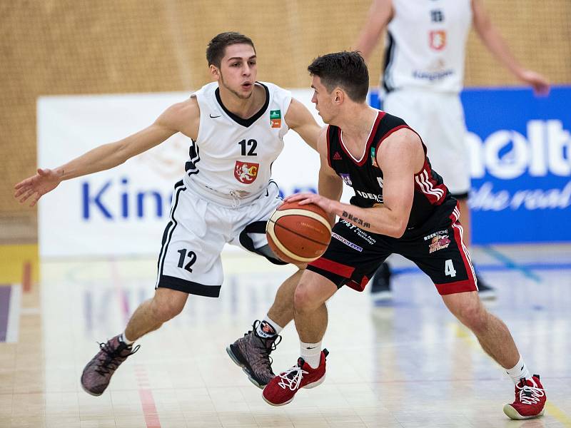 Kooperativa NBL: Královští sokoli - Dekstone Tuři Svitavy.