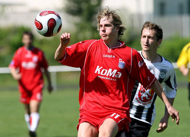 Zleva Ondřej Vyleťal a hradecký Ivo Svoboda.