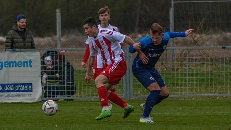 ČFL, skupina B: FK Chlumec nad Cidlinou (modří) - SK Zápy.