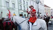 Martin na bílém koni zahájil zimní turistickou sezonu pod Bílou věží (11. listopadu 2010).