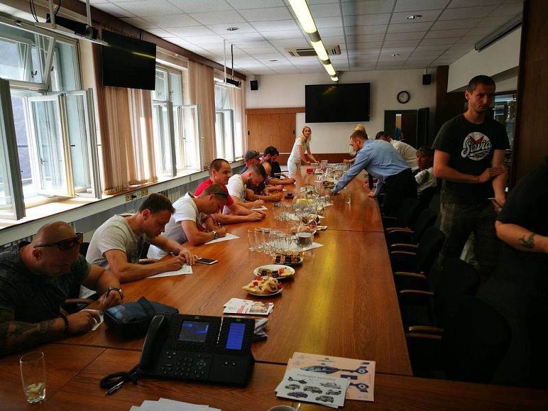 Akce „Matějova šance na život": desítky policistů vstoupily do registru.