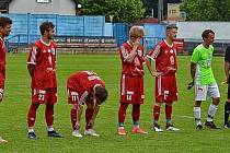 STOPROCENTNÍ LÍDR PŘEBORU. Fotbalisté Nového Bydžova zatím vévodí nejvyšší krajské soutěži.