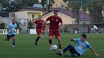 Nedělní derby divize C Nový Bydžov (v modrém) vs. Náchod 2:1