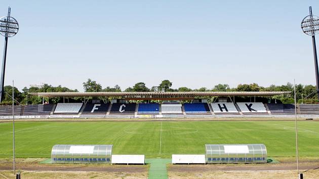 Všesportovní stadion v Malšovicích v Hradci Králové.