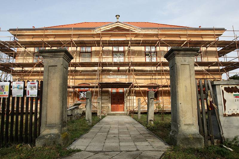 Z bývalé černilovské evangelické školy bude spolkový a kulturní dům