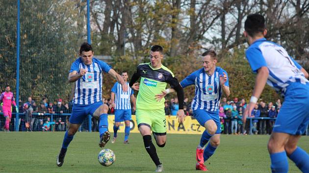 Osmifinále fotbalového MOL Cupu: FK Chlumec nad Cidlinou - FC Viktoria Plzeň.