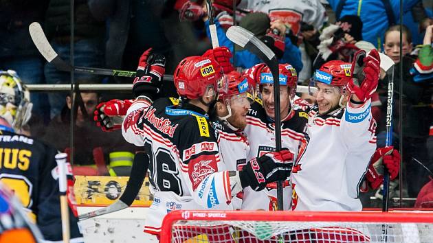 Generali play off Tipsport extraligy ledního hokeje - 5. čtvrtfinále: Mountfield HK - HC Verva Litvínov.