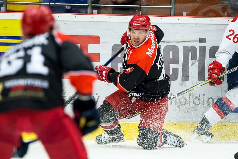 Hokejový Mountfield Cup: Mountfield HK - HC Dynamo Pardubice.