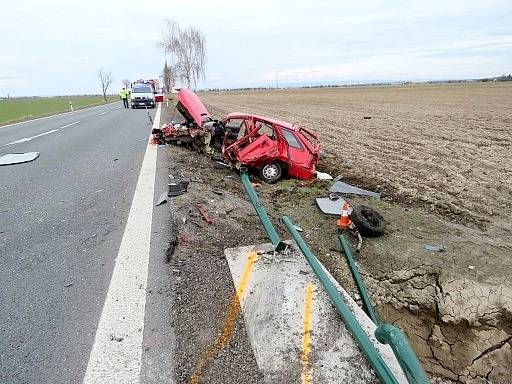 Vážná dopravní nehoda na silnici I/11.