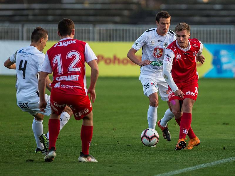 Fotbalová FORTUNA:NÁRODNÍ LIGA: FC Hradec Králové - FK Pardubice.