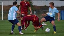 Nedělní derby divize C Nový Bydžov (v modrém) vs. Náchod 2:1