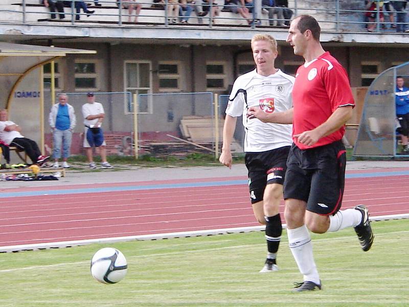 Fotbalová příprava: MFK Chrudim - FC Hradec Králové.