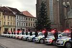 Třiadvacet nových policejních vozidel do kraje.