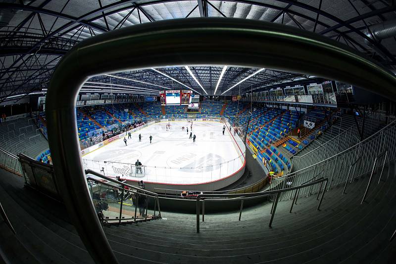 Předkolo hokejového Generali play off Tipsport extraligy: Mountfield HK - HC Energie Karlovy Vary.