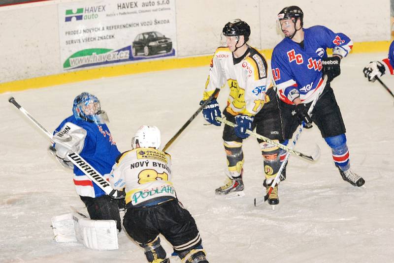 Krajská hokejová liga - čtvrtfinále play off: Stadion Nový Bydžov - HC Jičín.