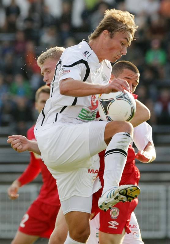 Fotbalová I. Gambrinus liga: FC Hradec Králové - FC Zbrojovka Brno.