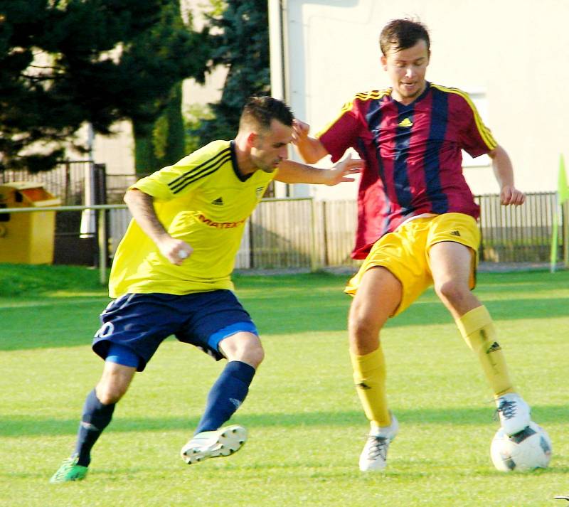 Okresní přebor ve fotbale: Stěžery - Myštěves.