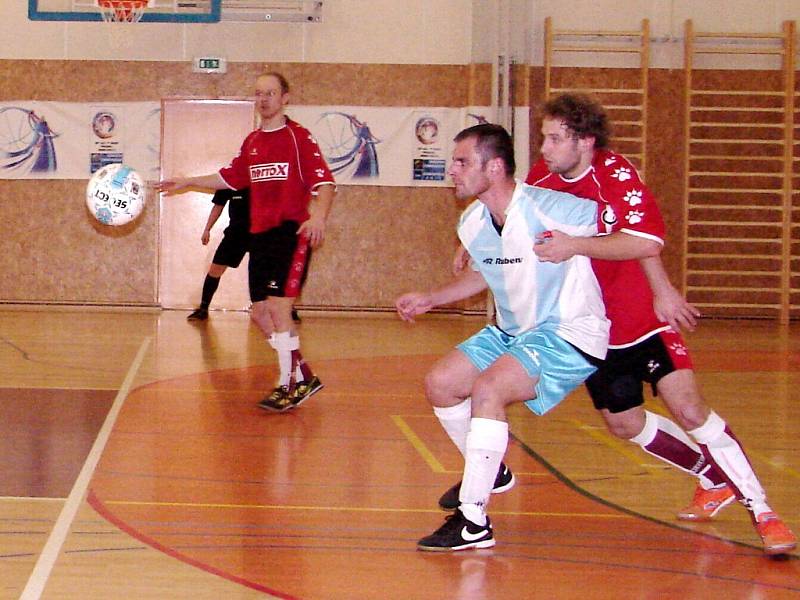 Futsalová II. liga - západ: UFA Salamandr XXL Hradec Králové - Slavia TU Liberec.