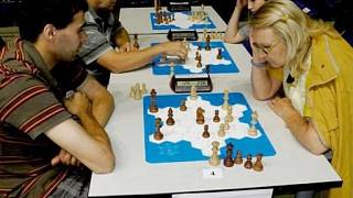 Mistr světa Rusz hraje Polgárovy šachy čtyři hodiny denně - Pardubický deník
