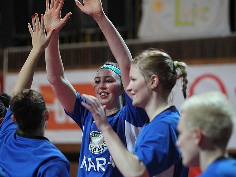 Ženská basketbalová liga: Sokol Hradec Králové - Kara Trutnov.