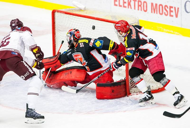 Hokejová extraliga - play off České pojišťovny - 4. zápas čtvrtfinále: Mountfield HK - HC Sparta Praha.